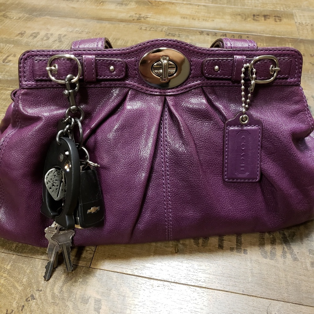 Coach Magnetic Close handbag